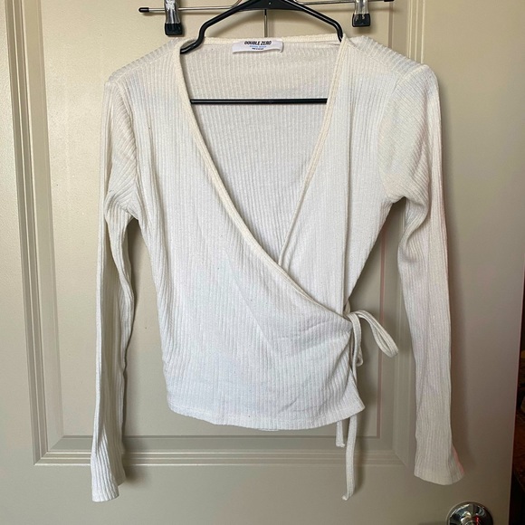 Double Zero Tops - *Shirt Sale* Ribbed White Cover Wrap Blouse with Side Tie Size Medium